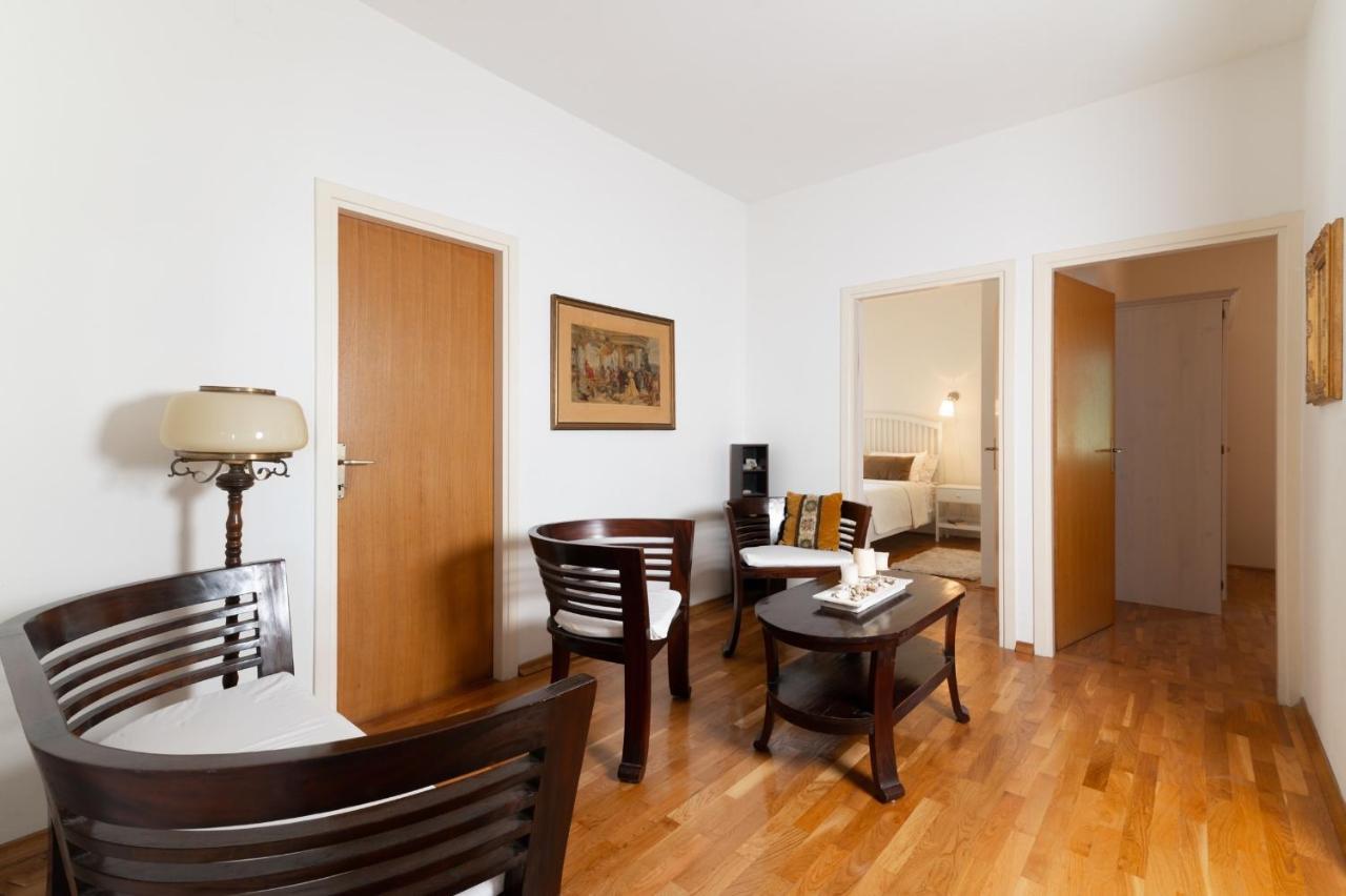 Apartments Rozelyn ウグリャン エクステリア 写真