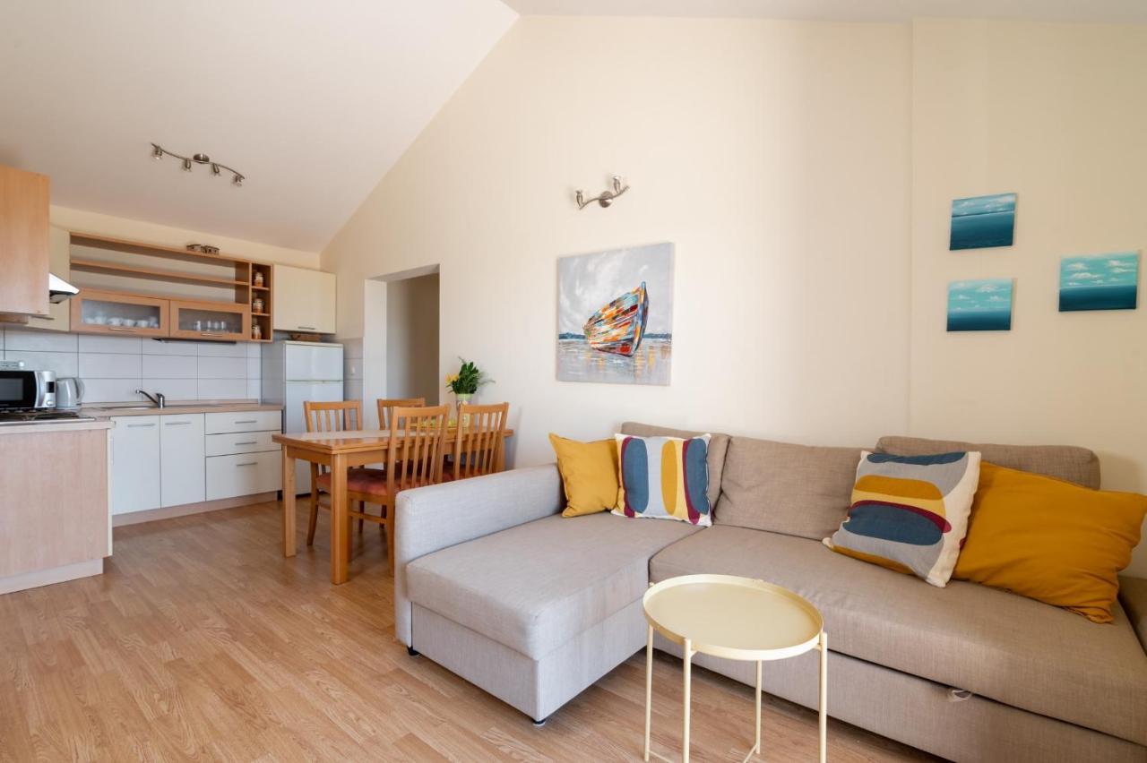 Apartments Rozelyn ウグリャン エクステリア 写真